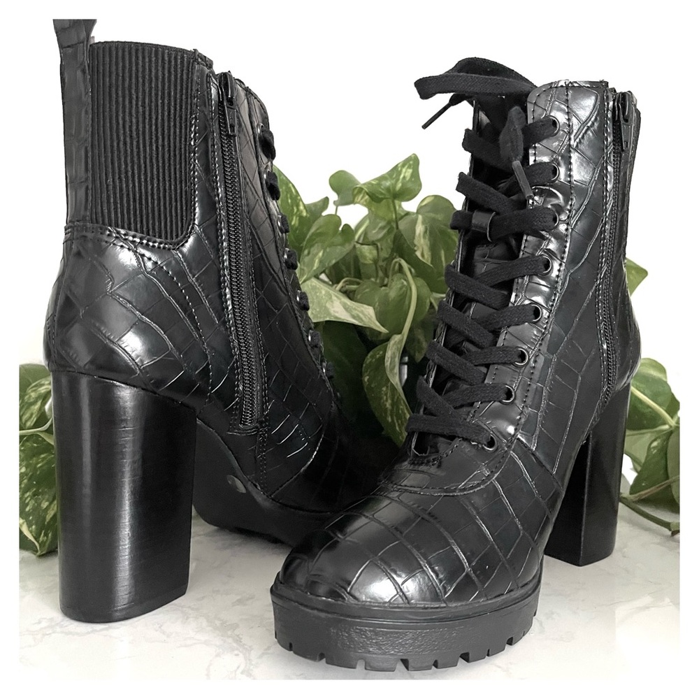 Steve Madden Latch Booties